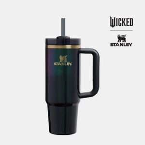 Stanley Wicked Elphaba Tumbler 30oz with Handle